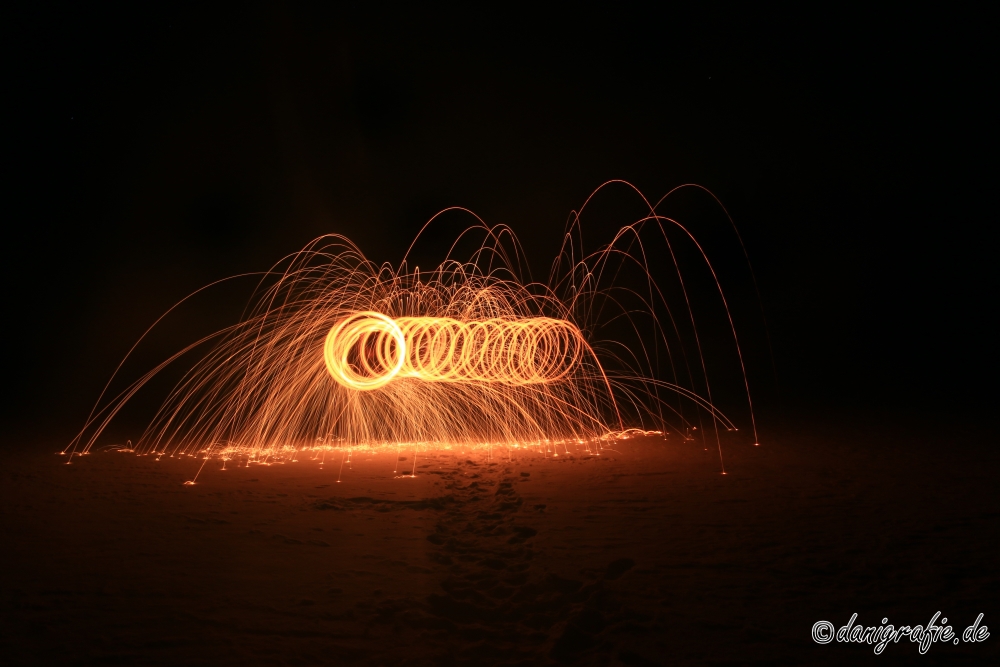 Schlüsselwörter: Lightpainting;Stahlwolle;steel wool;Langzeitbelichtung;long exposure