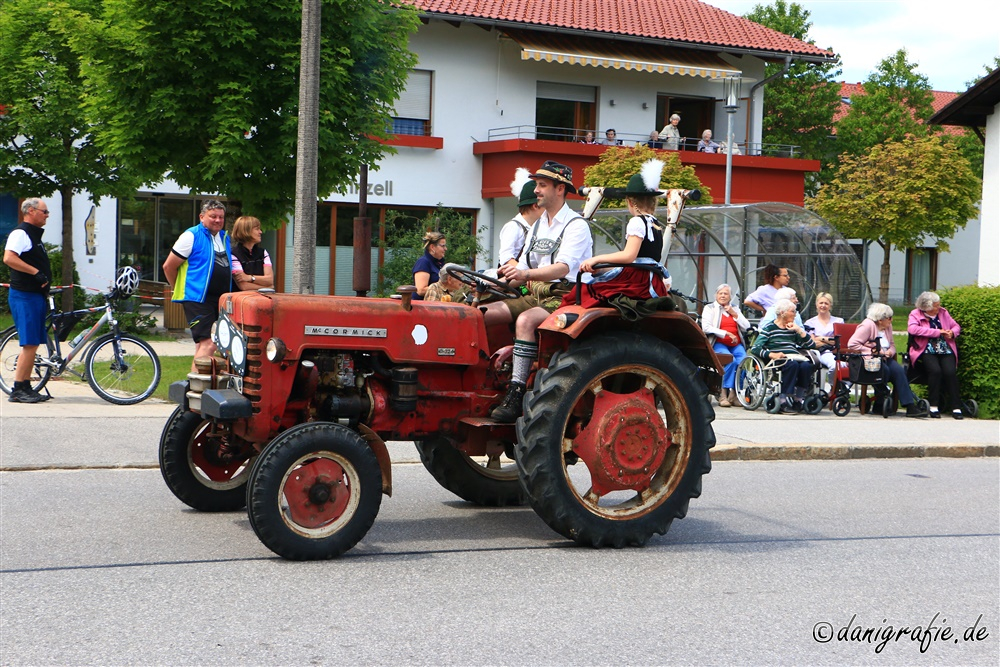 Pfingstroas Inzell, 19.05.2024
Schlüsselwörter: Pfingstroas;Inzell;Oldtimertraktor;