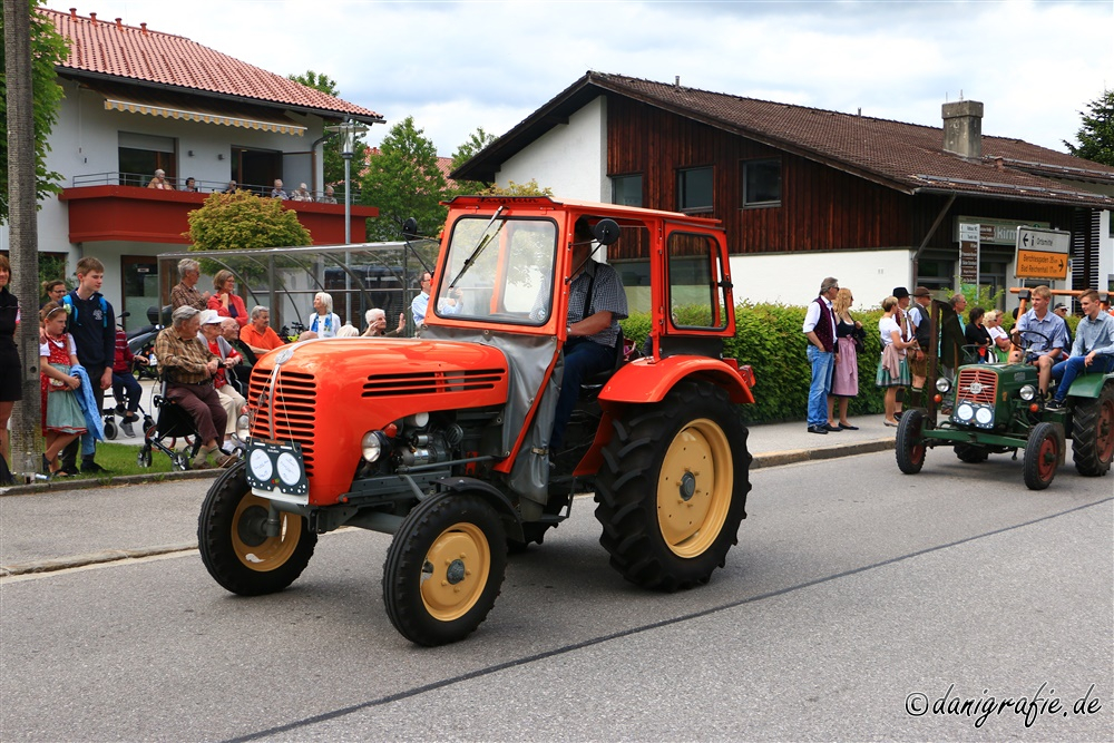 Pfingstroas Inzell, 19.05.2024
Schlüsselwörter: Pfingstroas;Inzell;Oldtimertraktor;