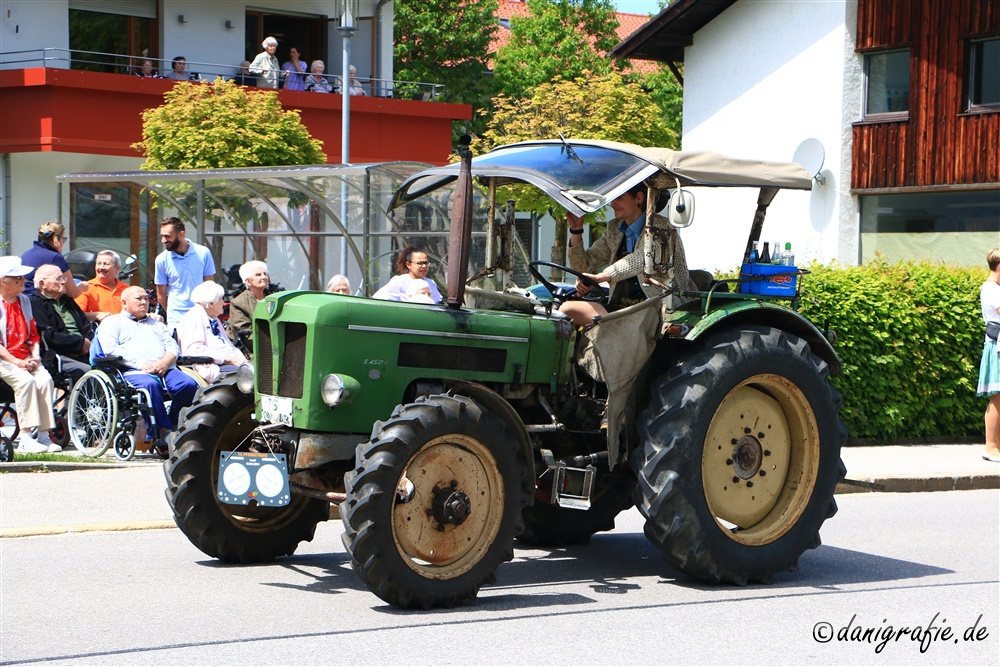 Pfingstroas Inzell, 19.05.2024
Schlüsselwörter: Pfingstroas;Inzell;Oldtimertraktor;
