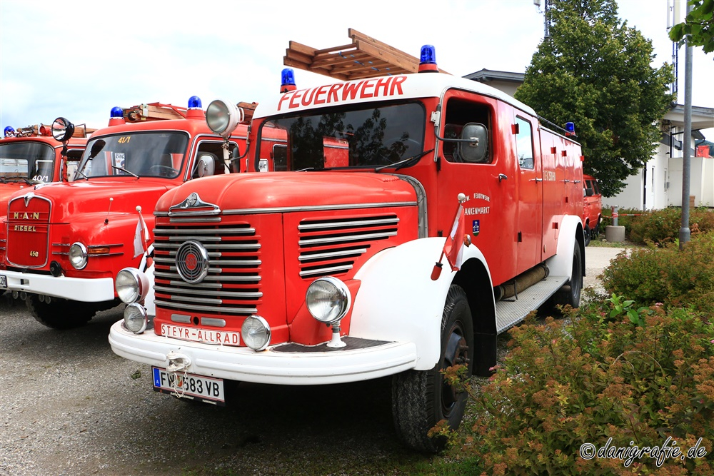 Schlüsselwörter: 150 Jahre Feuerwehr Piding;Feuerwehr;Piding;Oldtimer;