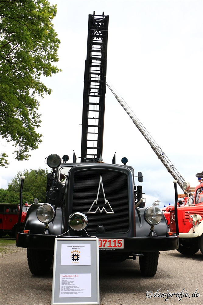 Schlüsselwörter: 150 Jahre Feuerwehr Piding;Feuerwehr;Piding;Oldtimer;