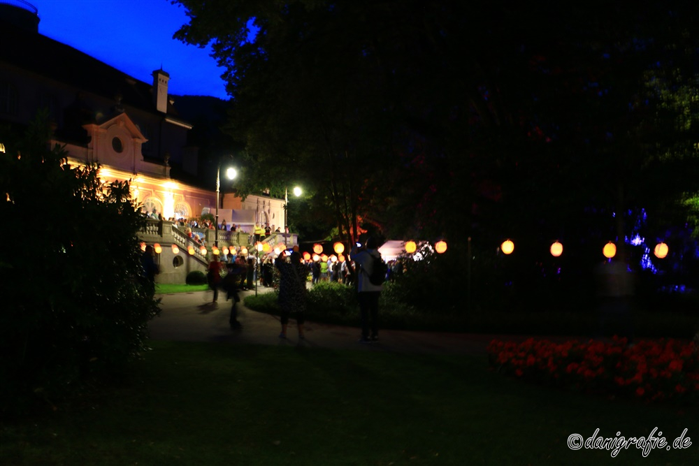 Schlüsselwörter: hall.erleuchtet;Bad Reichenhall;Kurgarten;Lichtershow;