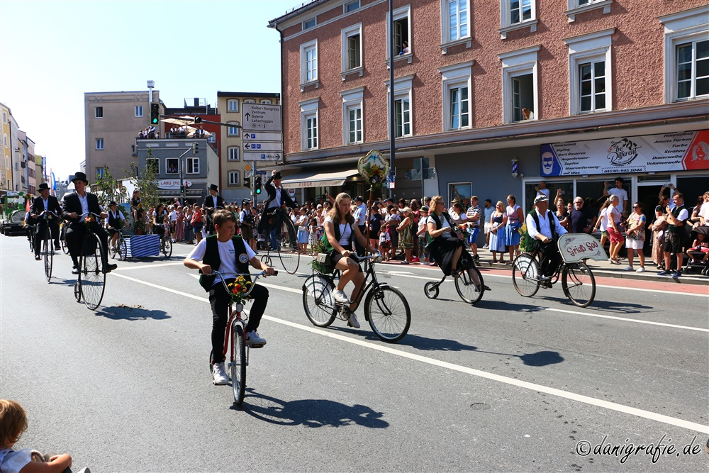 Schlüsselwörter: Herbstfest Rosenheim;