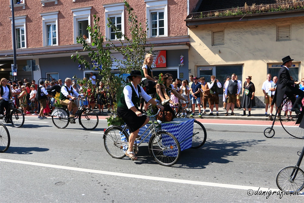 Schlüsselwörter: Herbstfest Rosenheim;