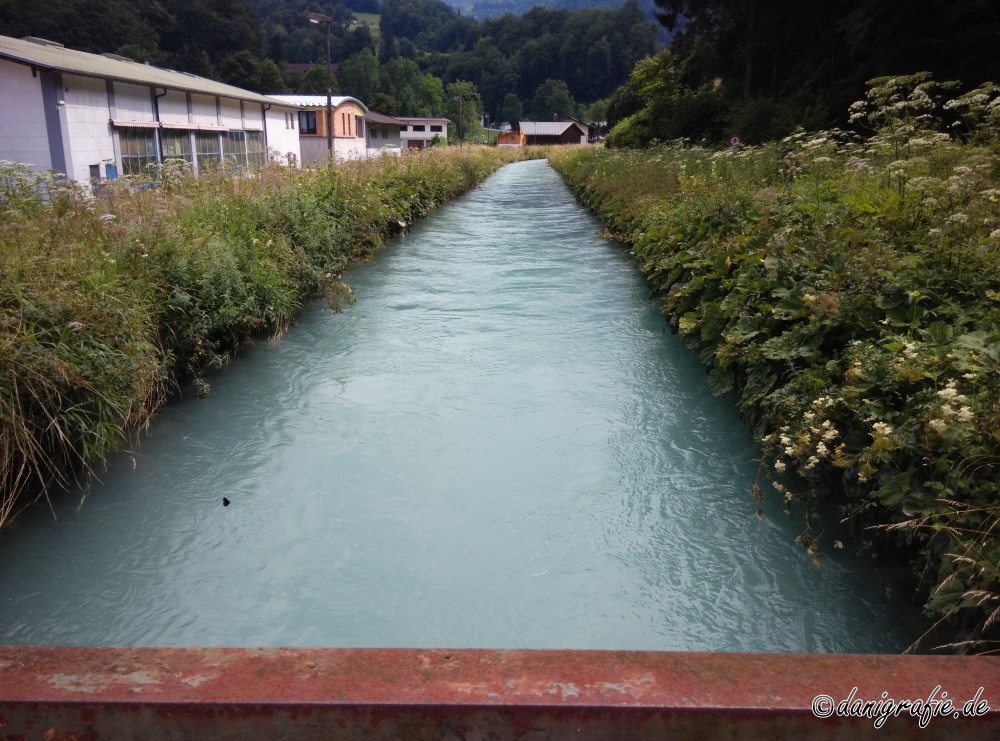 Zufluss zum WKW (Wasserkraftwerk)
Schlüsselwörter: Berchtesgadener Ache;Unterau